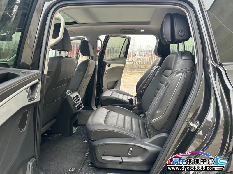 23年大众揽镜轿车抵押车出售