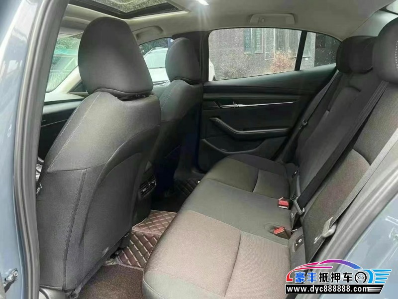 24年马自达昂克赛拉轿车抵押车出售