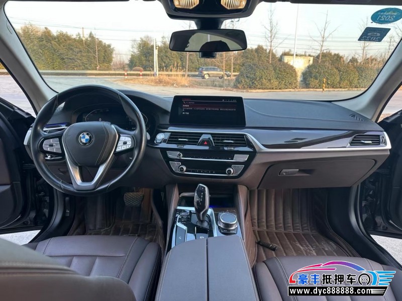 20年宝马5系轿车抵押车出售