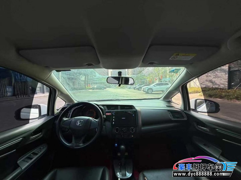 18年本田飞度轿车抵押车出售