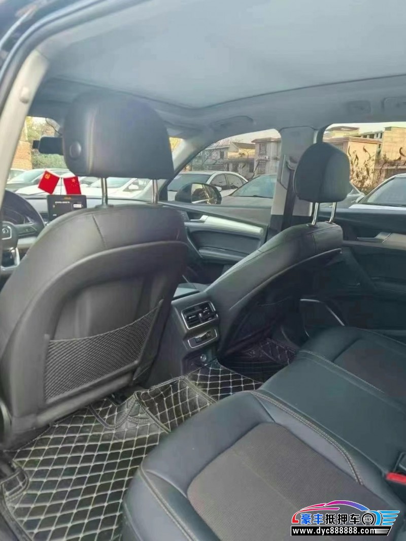 21年奥迪Q5轿车抵押车出售