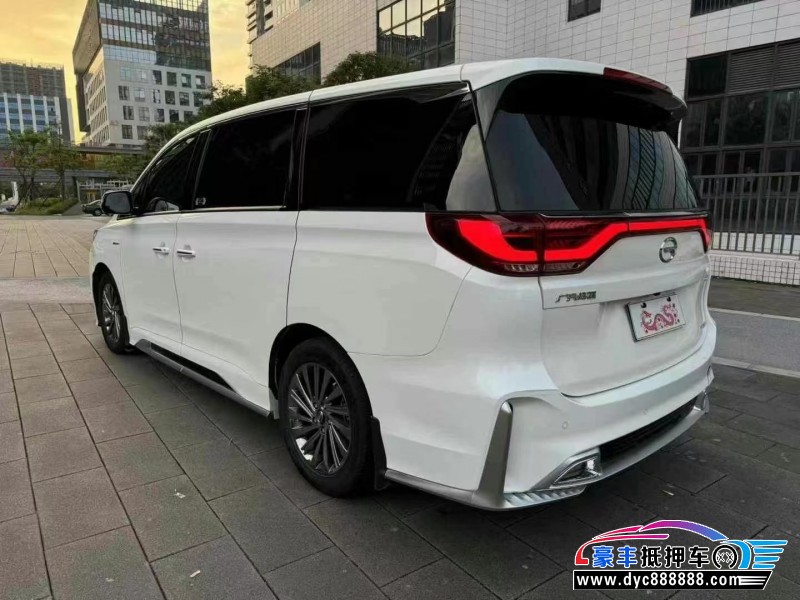 22年传祺M8轿车抵押车出售