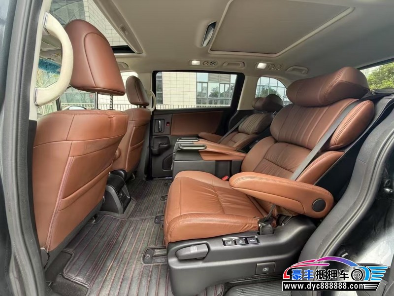 22年本田奥德赛轿车抵押车出售