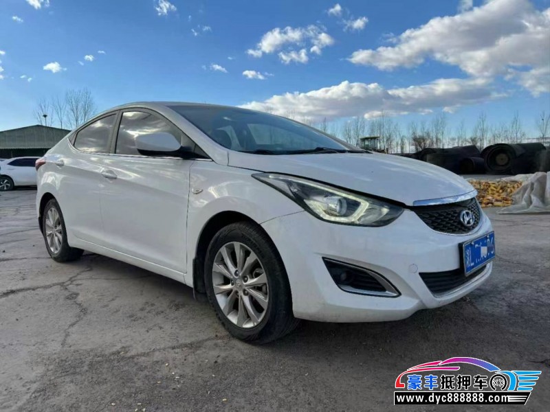 16年现代朗动轿车抵押车出售
