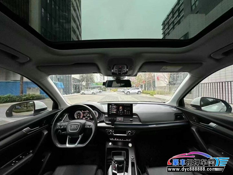 21年奥迪Q5轿车抵押车出售