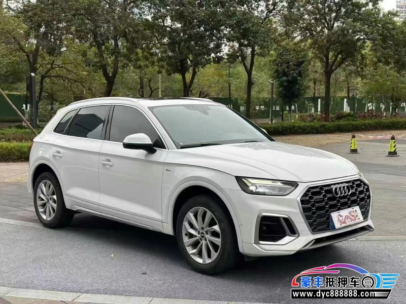 21年奥迪Q5轿车抵押车出售