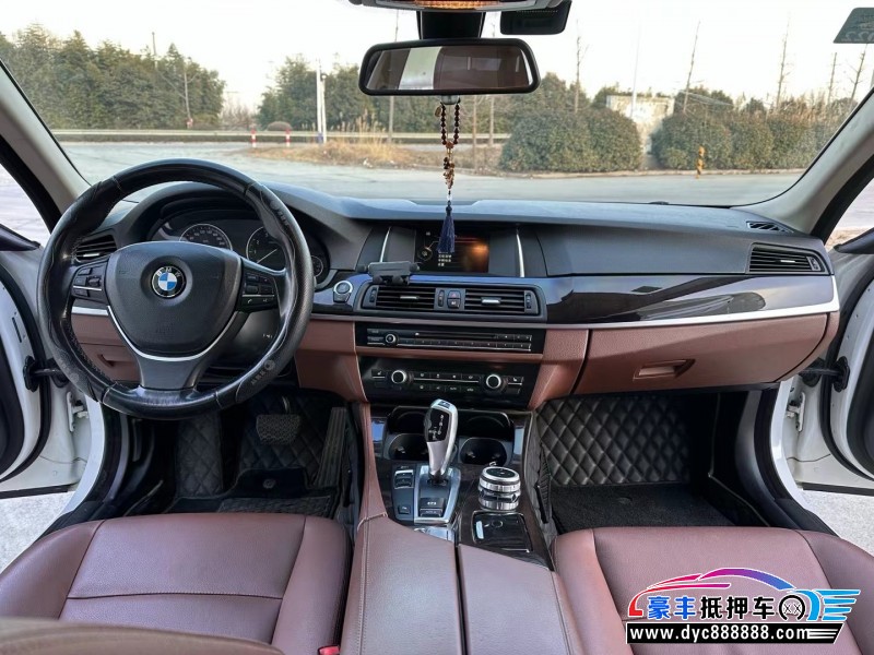 16年宝马5系轿车抵押车出售