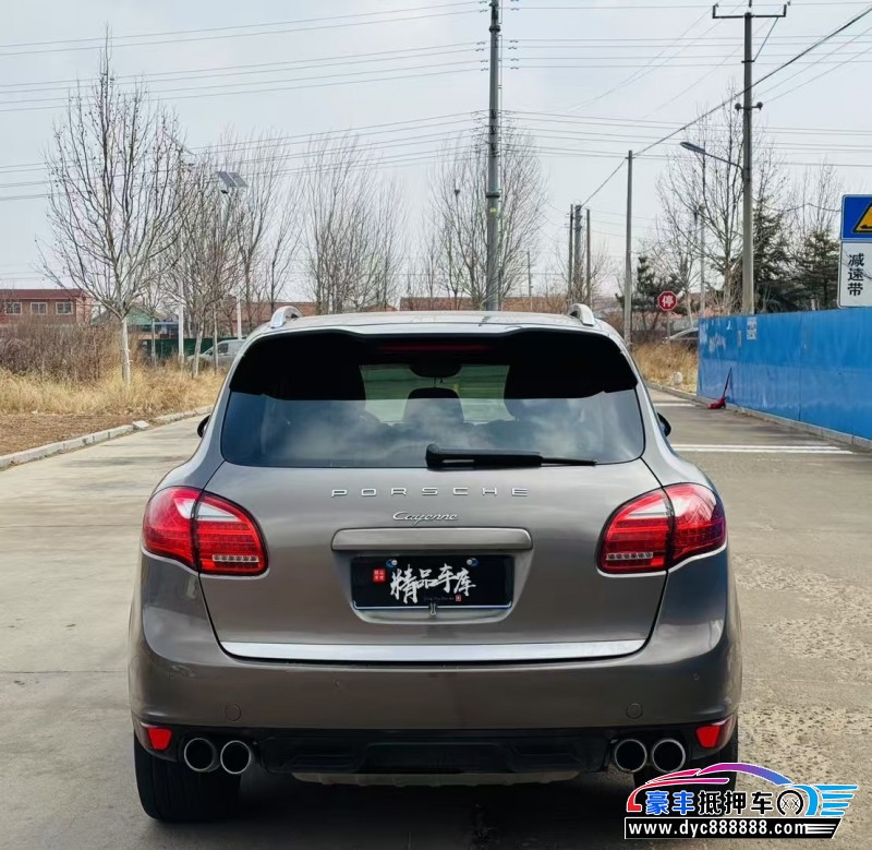 13年保时捷卡宴轿车抵押车出售