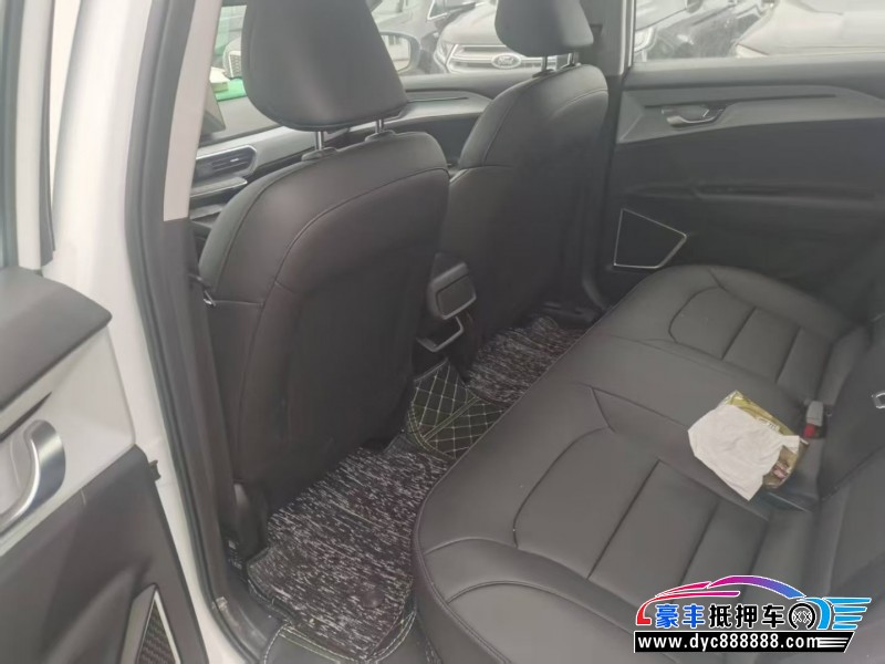 24年吉利几何轿车抵押车出售