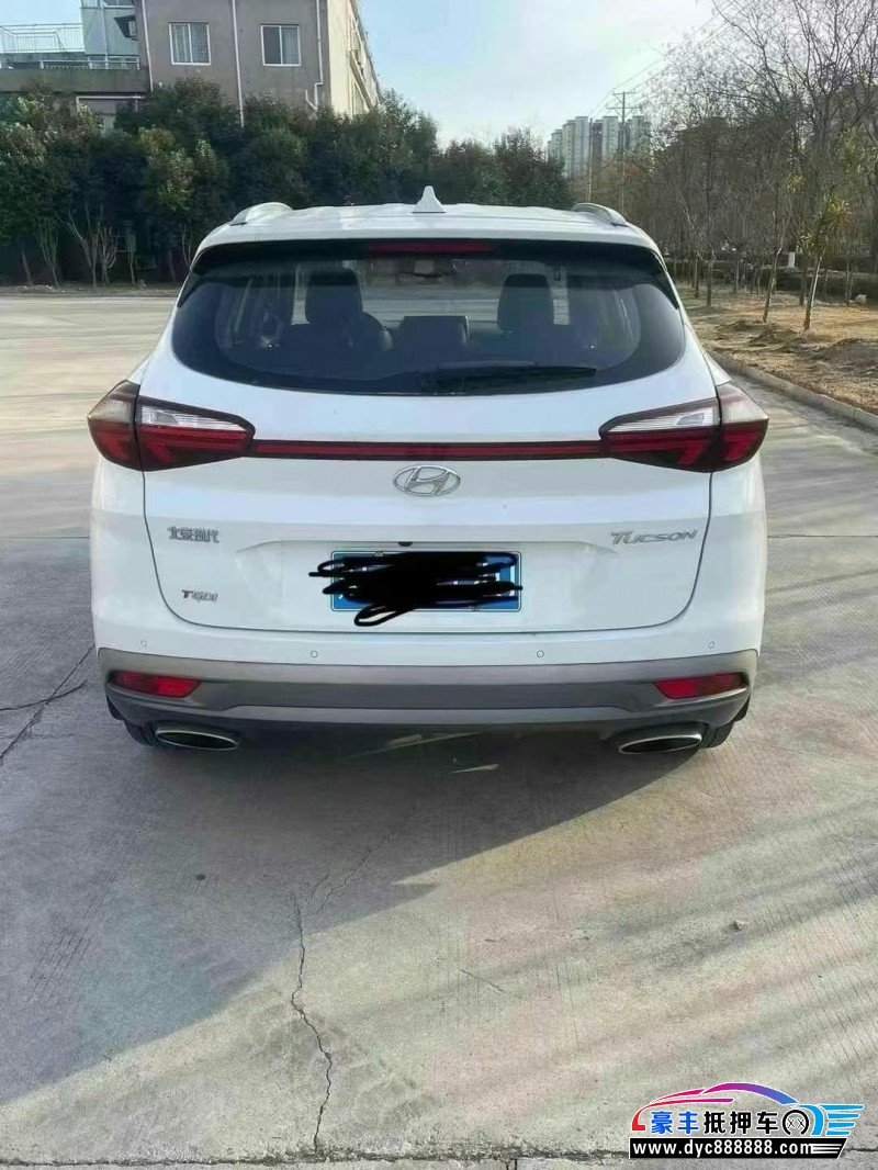 20年现代途胜轿车抵押车出售