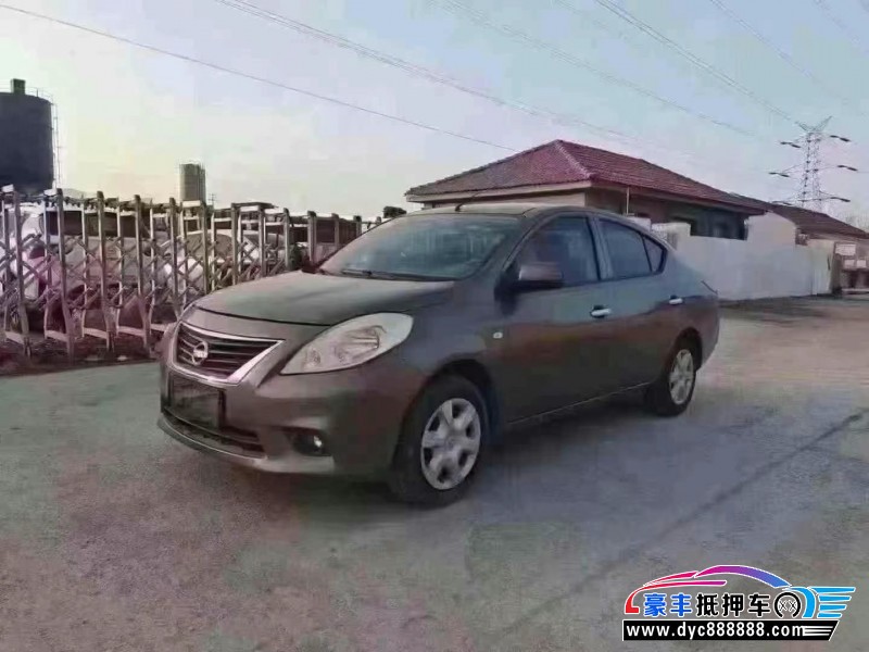 13年日产阳光轿车抵押车出售