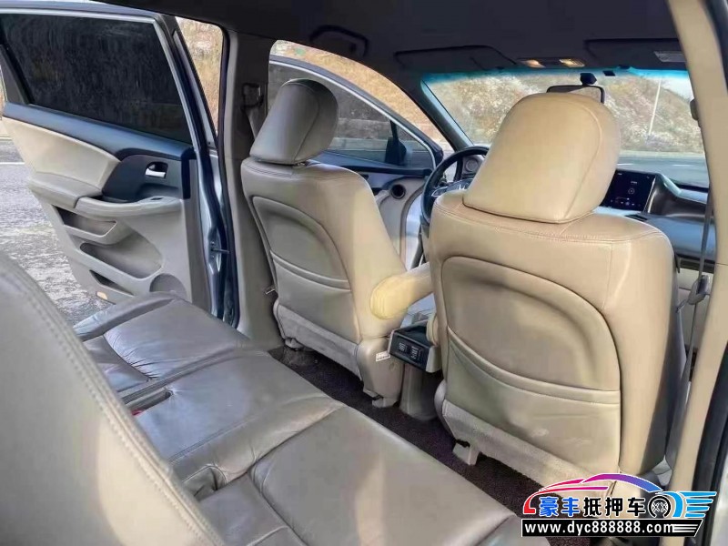 13年本田奥德赛MPV抵押车出售