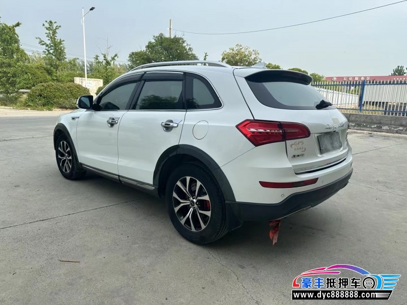 17年众泰T600轿车抵押车出售