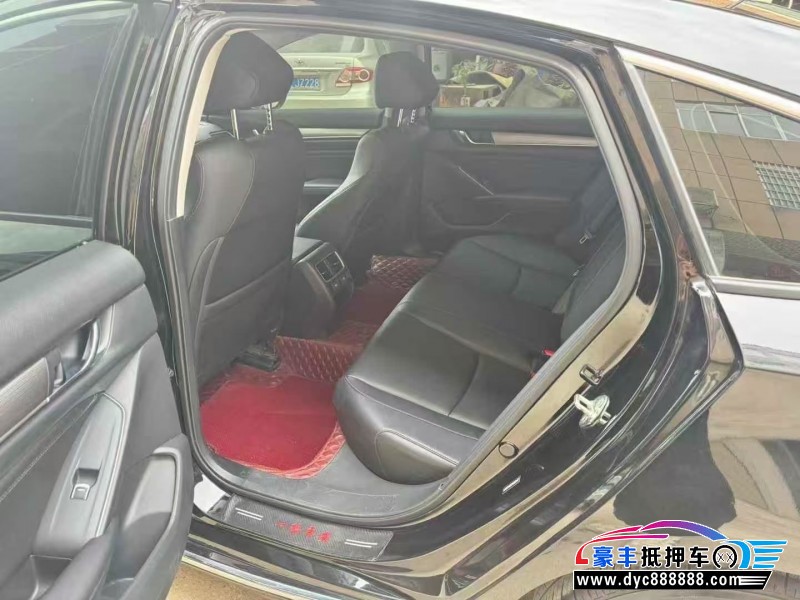 22年本田雅阁轿车抵押车出售