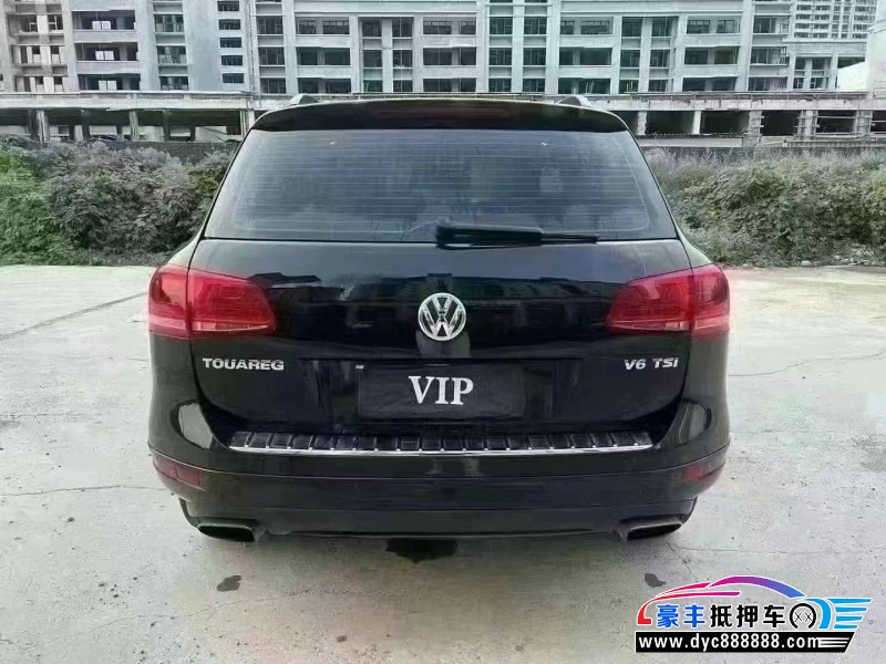 15年大众途锐轿车抵押车出售