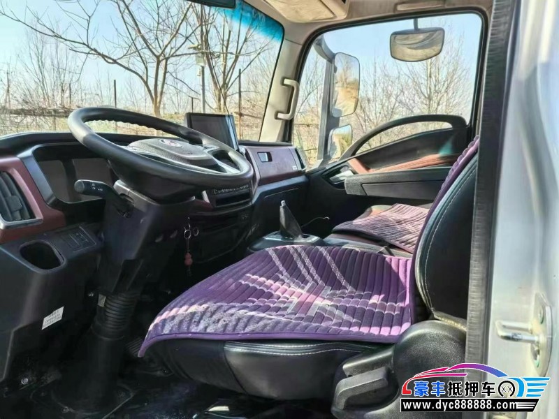 22年陕汽通家德龙轿车抵押车出售