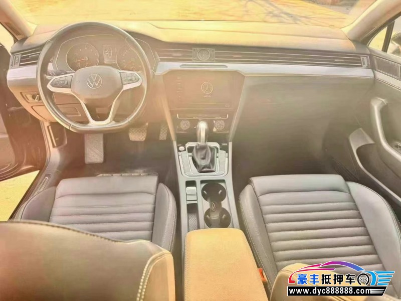 21年大众迈腾轿车抵押车出售