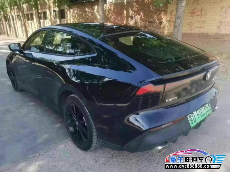 23年长安长安UNI轿车抵押车出售