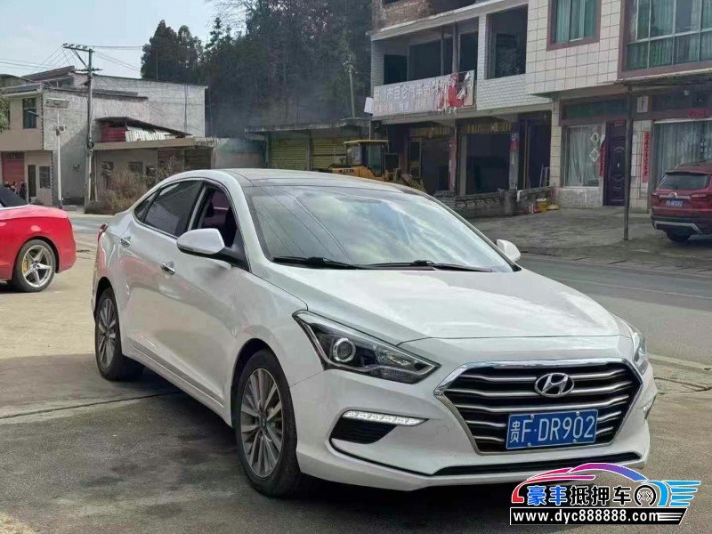 19年现代名图轿车抵押车出售