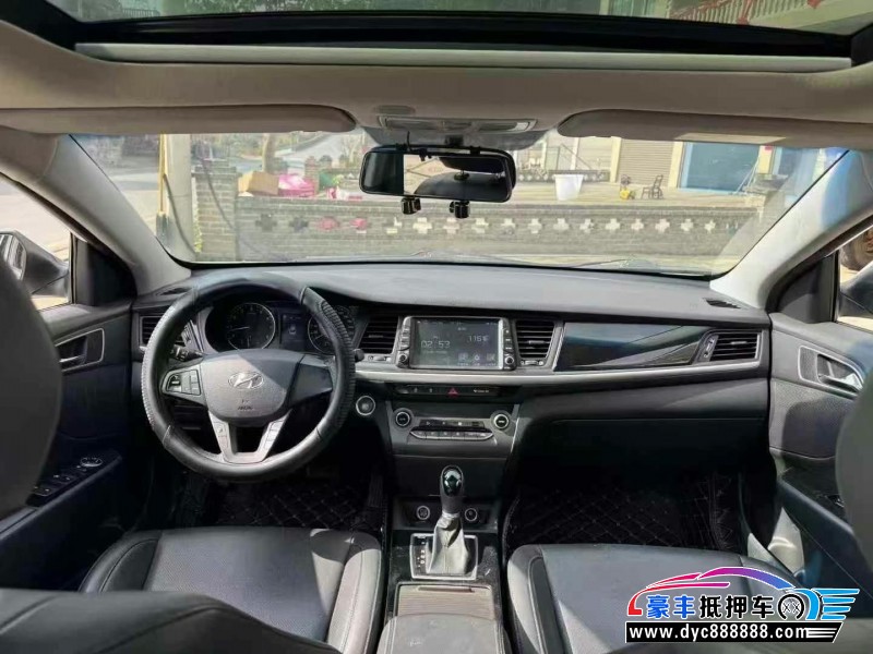 19年现代名图轿车抵押车出售