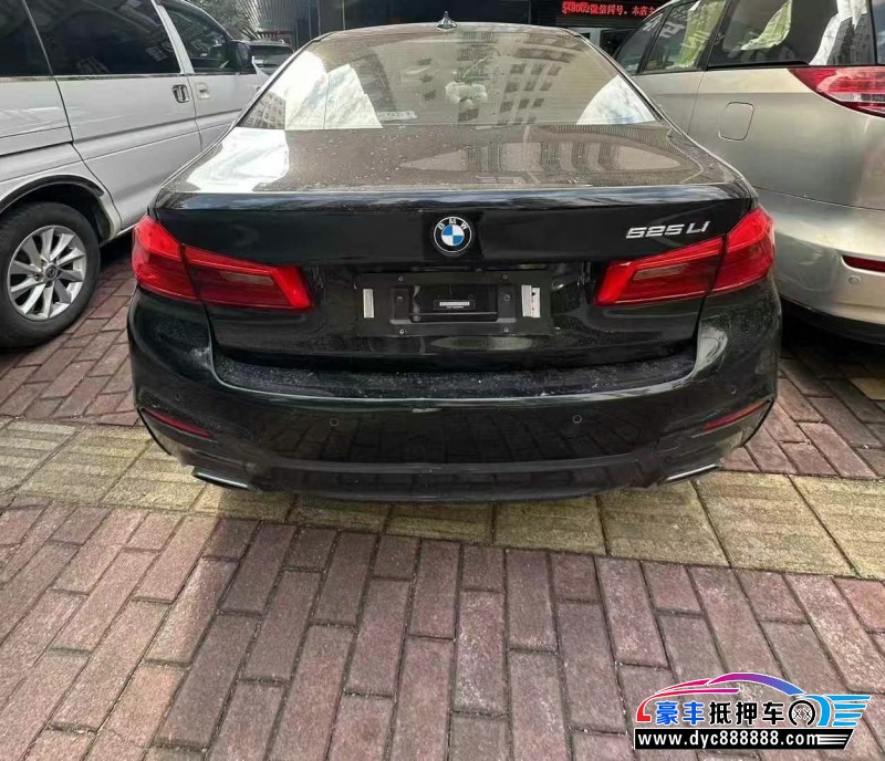 19年宝马5系轿车抵押车出售