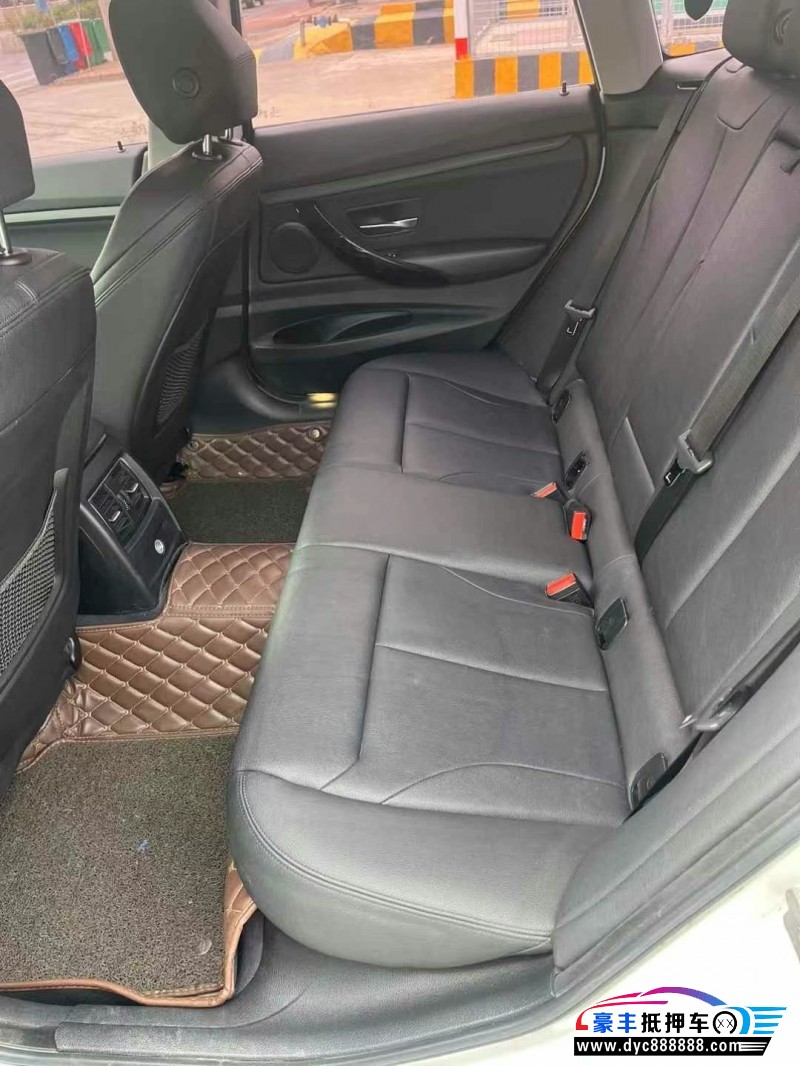 19年宝马3系GT轿车抵押车出售