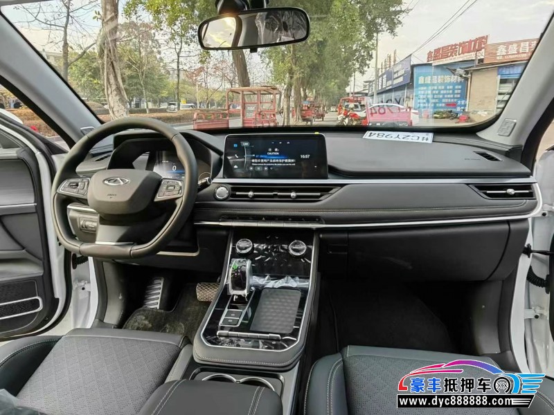 25年奇瑞瑞虎8轿车抵押车出售