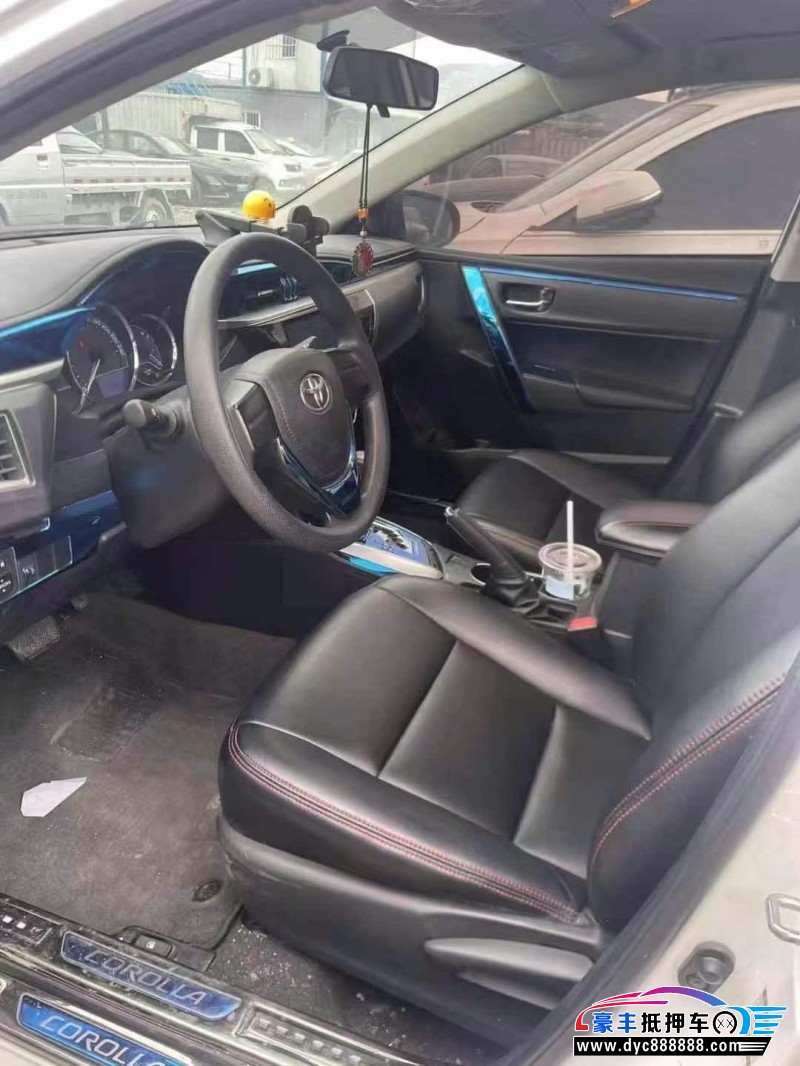 16年丰田卡罗拉轿车抵押车出售