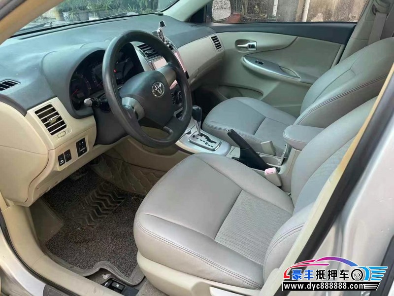 12年丰田卡罗拉轿车抵押车出售