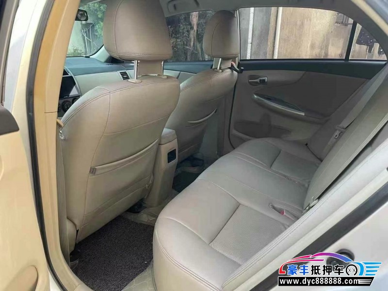 12年丰田卡罗拉轿车抵押车出售