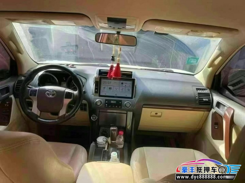 17年丰田普拉多（霸道）轿车抵押车出售