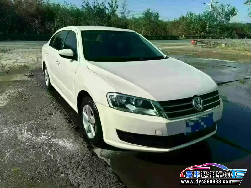 17年大众朗逸轿车抵押车出售