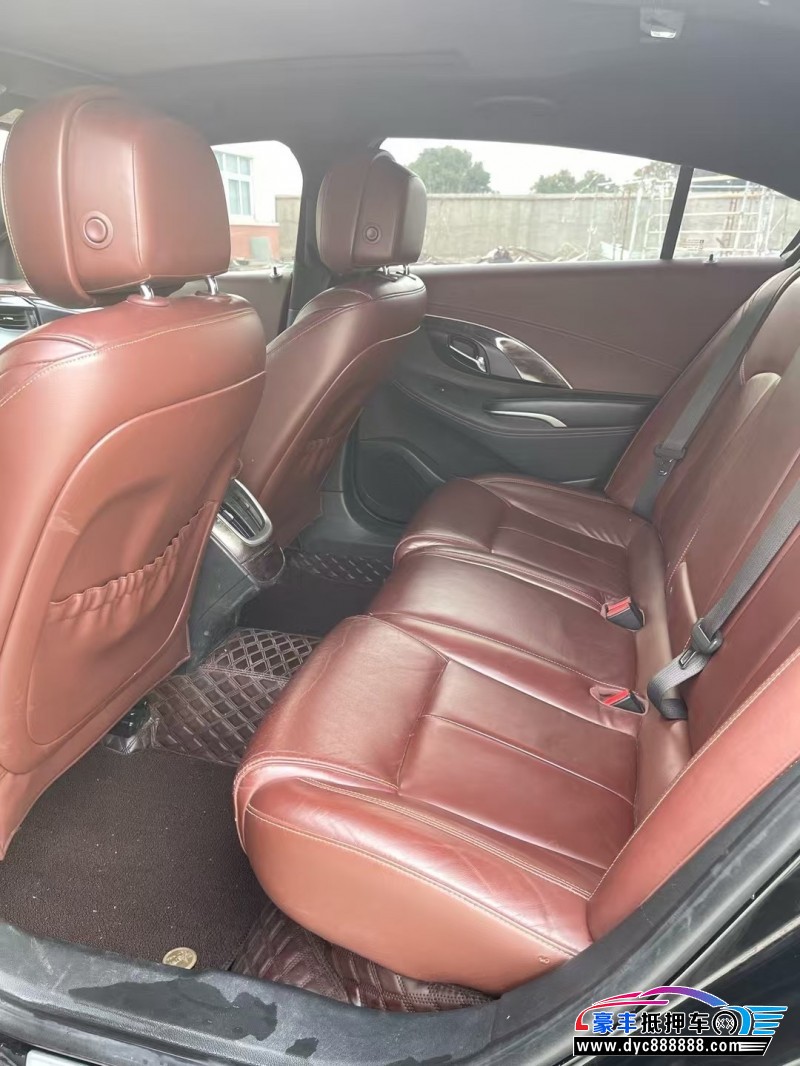 14年别克君越轿车抵押车出售