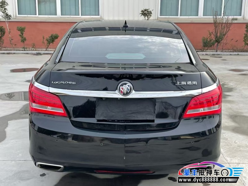 14年别克君越轿车抵押车出售