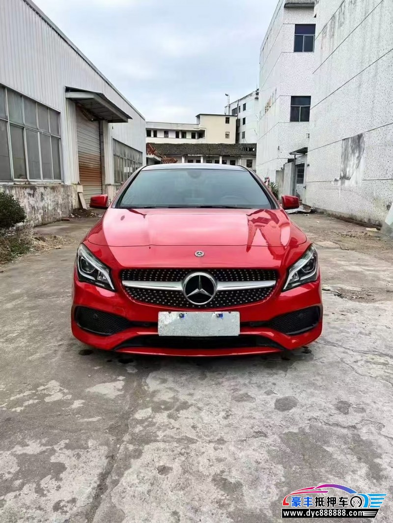 18年奔驰CLA轿车抵押车出售