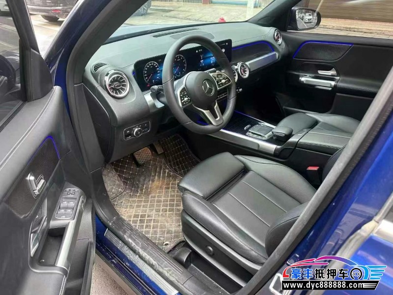 22年奔驰GLB轿车抵押车出售