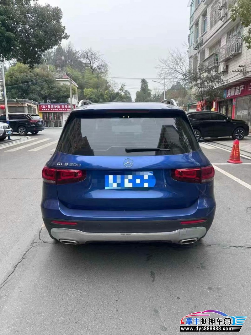 22年奔驰GLB轿车抵押车出售