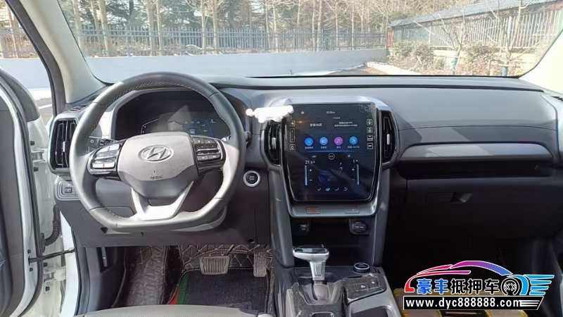 23年现代ix35轿车抵押车出售