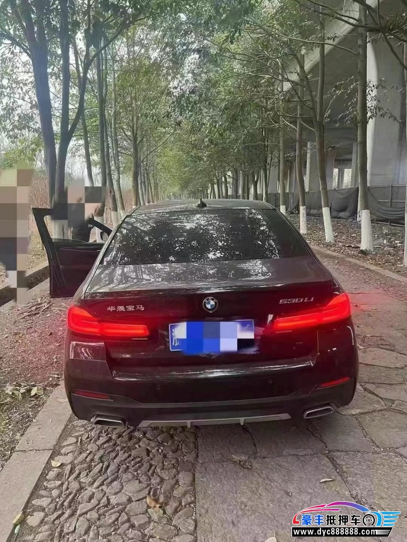 21年宝马5系轿车抵押车出售