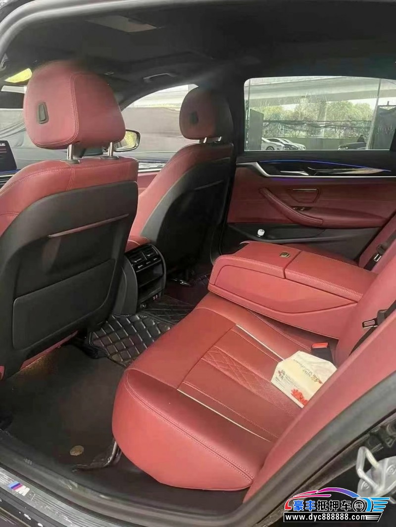 21年宝马5系轿车抵押车出售