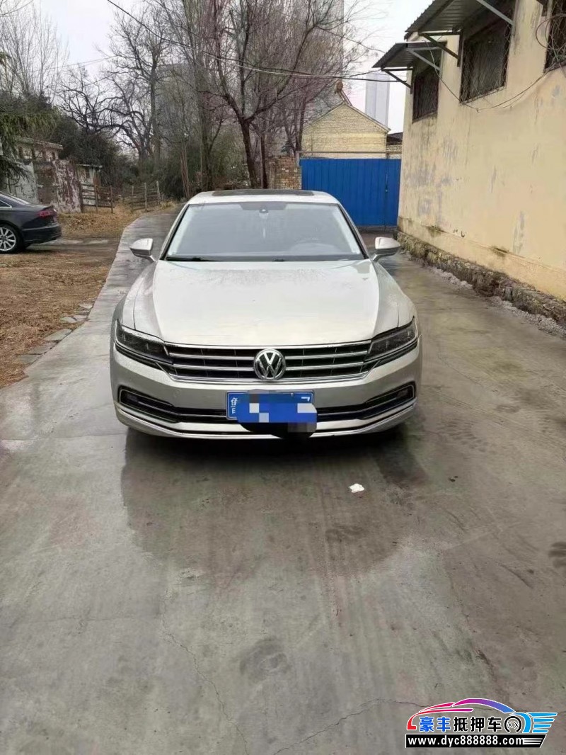 18年大众辉昂轿车抵押车出售