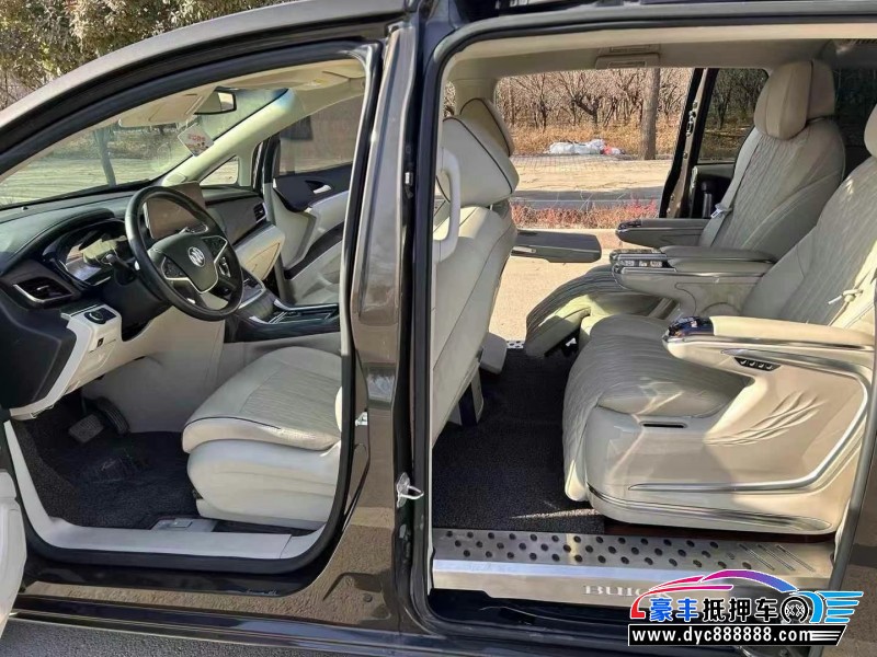 21年别克GL8轿车抵押车出售