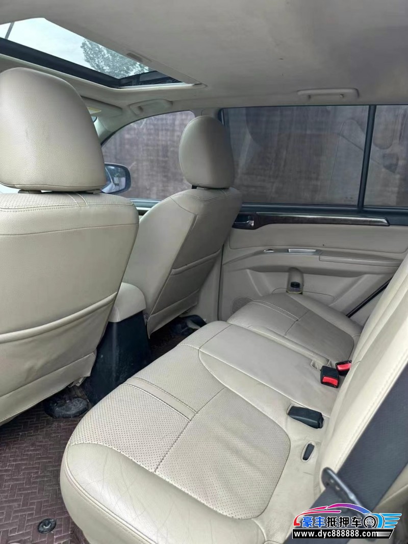 16年三菱帕杰罗轿车抵押车出售