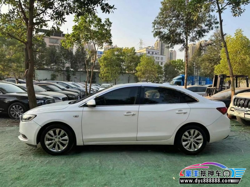 18年别克英朗轿车抵押车出售