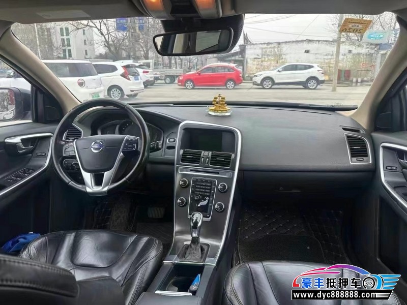 14年沃尔沃XC60轿车抵押车出售