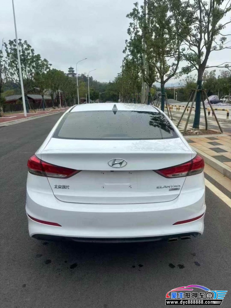 20年现代领动轿车抵押车出售