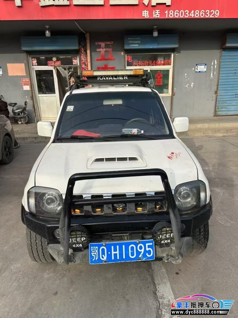 17年铃木吉姆尼轿车抵押车出售