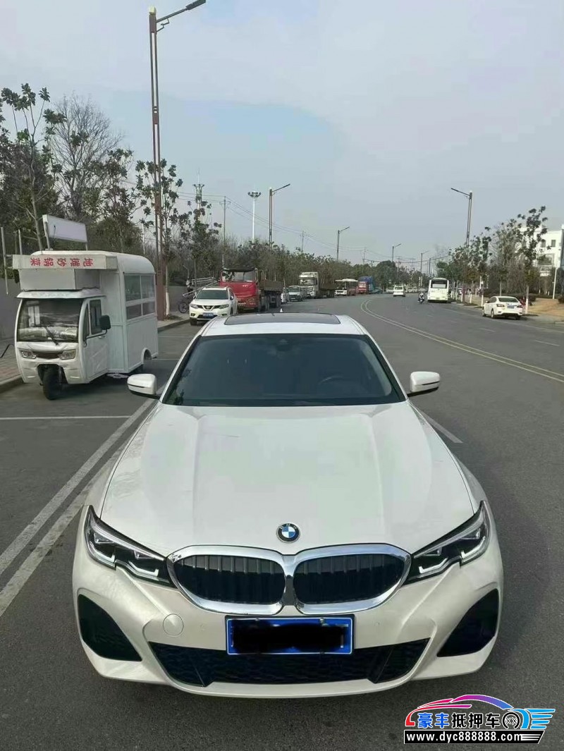 21年宝马3系轿车抵押车出售