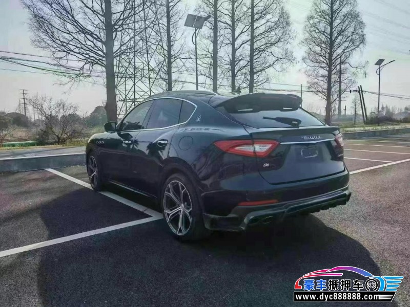 20年玛莎拉蒂莱万特轿车抵押车出售