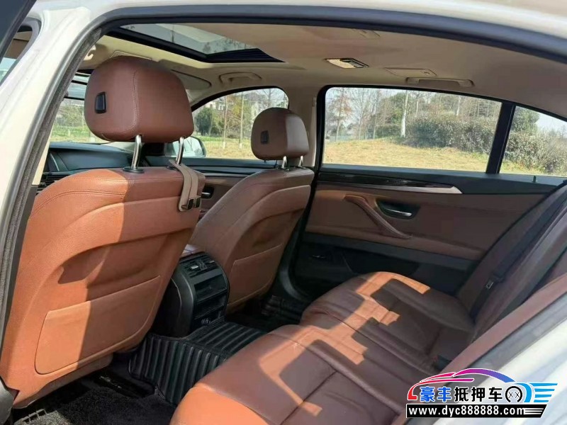 17年宝马5系轿车抵押车出售